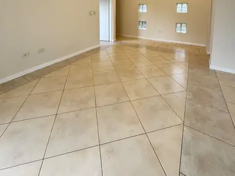 Casa en Venta en Villa Nueva, USD 200.000