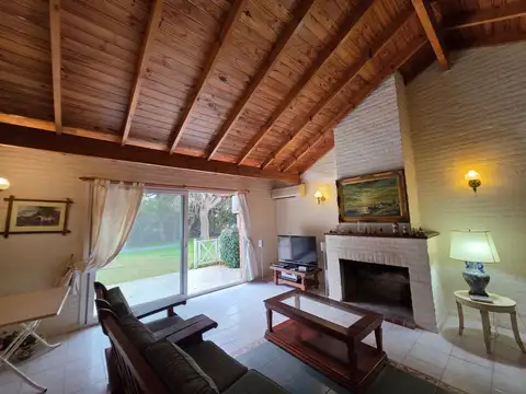 Casa en Alquiler de 3 dormitorios