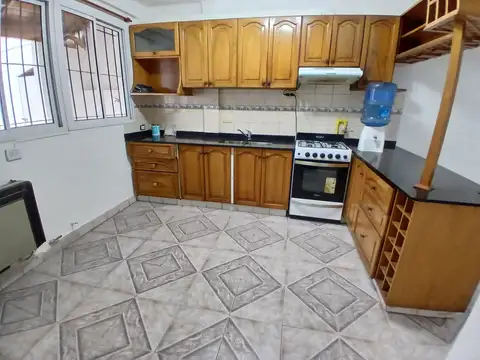 Excelente Dúplex De 3 Ambientes En Alquiler - Castelar Norte