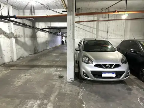 Cochera en Venta Belgrano R. Subsuelo, porton electrico