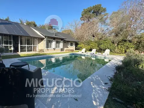 Casaquinta en venta | H. Quiroga N°3712 esq. Lincoln | Barrio El Cazador