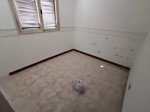 Depto Tipo Casa 4 ambientes con 1 baño