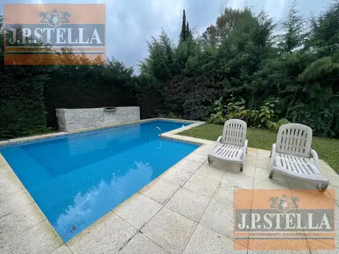 Casa en Venta con 4 cocheras