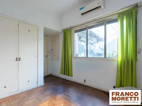 Exclusivo 5 Ambientes de 149m2 a Metros del Subte: Ideal Inversión o Consultorio