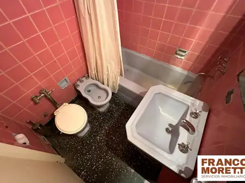 Departamento 4 ambientes con 2 baños