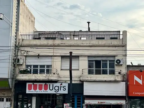 Avenida Hipólito Yrigoyen 4500