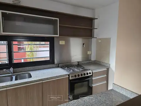 Departamento en Alquiler con 1 cocheras