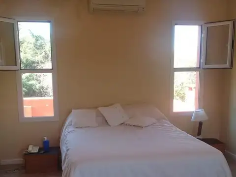 Casa 7 ambientes con 3 baños