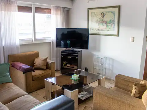 MONTAÑESES 1900, Piso 3