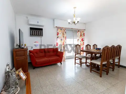 Depto Tipo Casa en Venta de 4 ambientes
