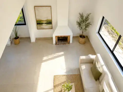 Casa 4 ambientes con 1 baño