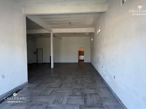 Local en Alquiler Via Púb.