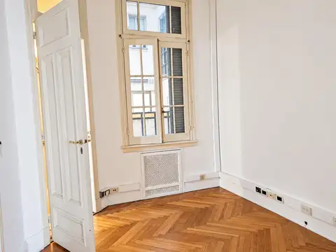 Oficina en Venta en San Nicolás, USD 249.000