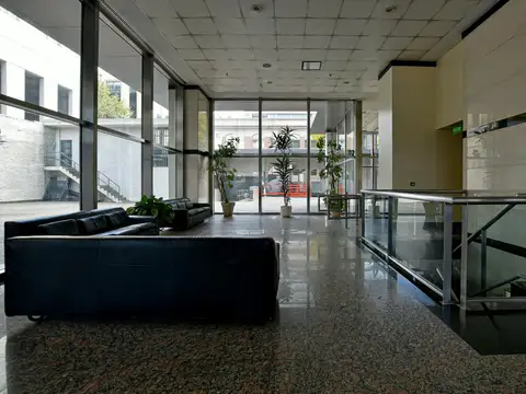 Oficina en Alquiler 20 años