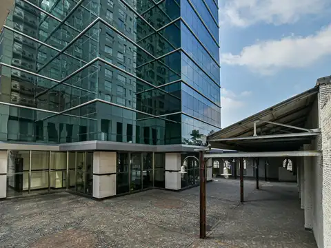 Oficina Monoambiente con 65 baños