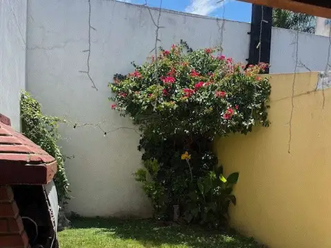 Casa en Venta en Monte Castro, USD 260.000