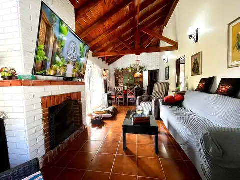 Venta 2 Casas en block cerca del mar en Atlantida