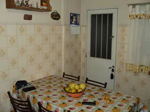 Casa en venta en El Palomar, DUPLEX P.B