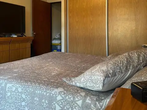 Depto Tipo Casa en Venta con 1 cocheras