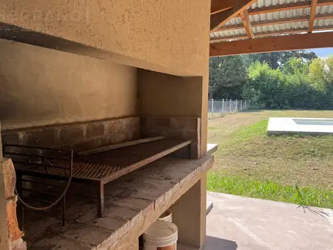 Casa 3 ambientes con 2 baños