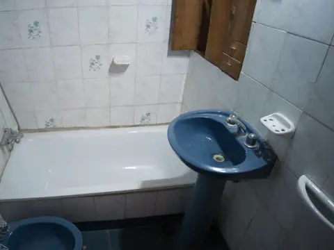 Casa en Alquiler con 1 cochera