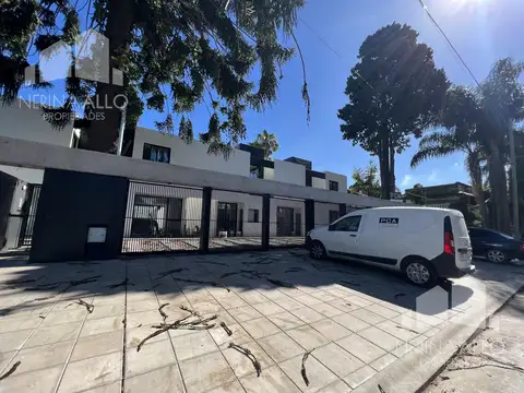 Depto Tipo Casa en Alquiler de 3 ambientes