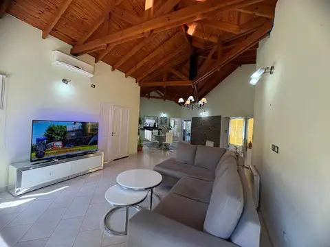 Casa en Venta en Smithfield, USD 206.000