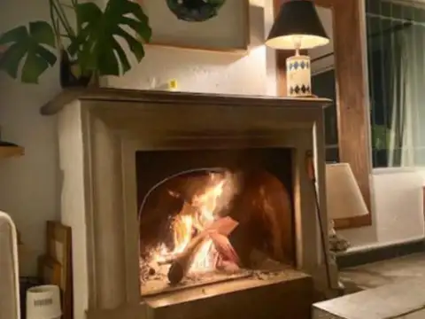 Casa 5 ambientes con 3 baños