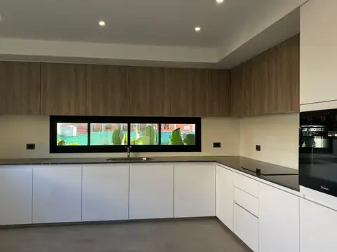 Casa venta - Barrio Molino Centro - Haras Santa María - 5 Ambientes