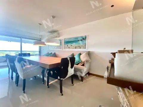 Departamento en Venta de 4 dormitorios