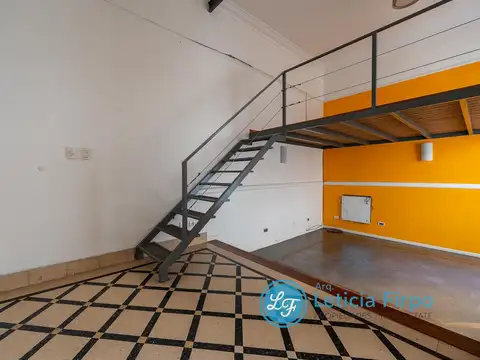 Depto Tipo Casa en Venta en Caballito, USD 180.000