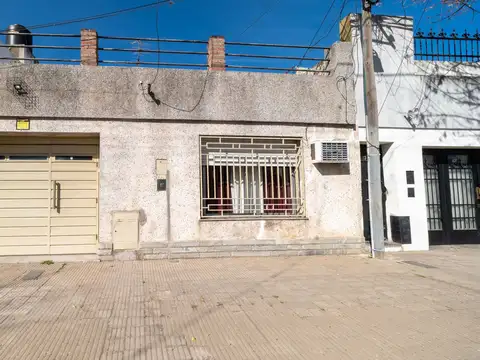 Deán Funes 100