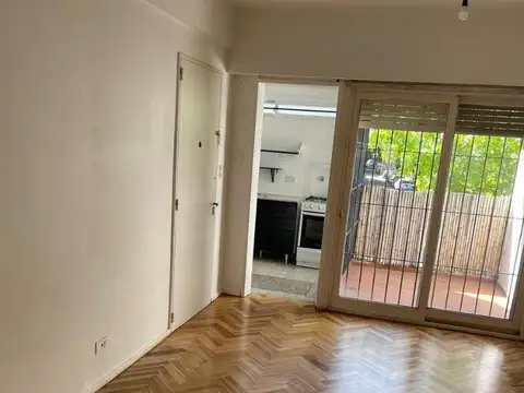 Güemes 287 , Piso 1