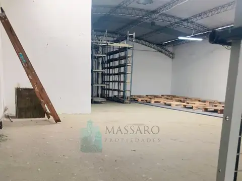 Galpon en Venta 29,50  mts Fondo