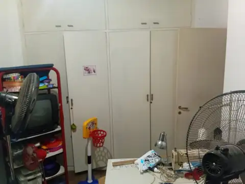 Depto Tipo Casa 4 ambientes con 2 baños