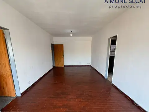 Diego Pombo 4500, Piso 2