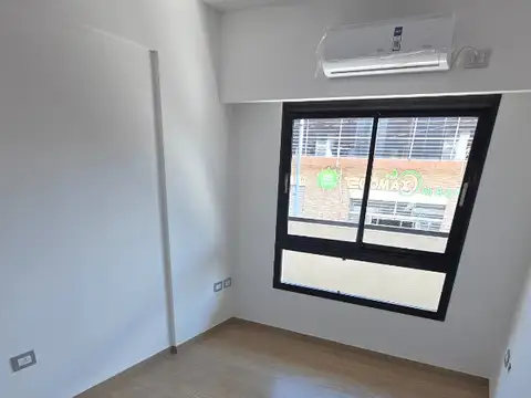 SEMI PISO 3 AMBIENTES 2 BAÑOS GRAN BALCON UN LUJO VER IMÁGENES