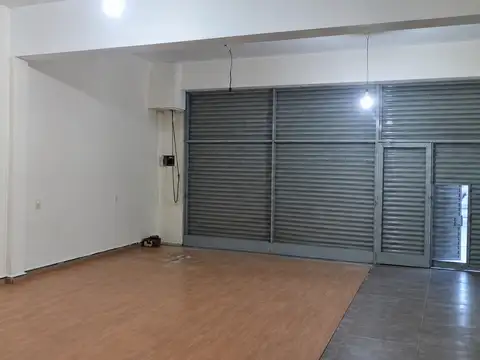 JOSE MARMOL: ALQUILER  LOCAL DE APROX. 100 M2 SOBRE AVENIDA. APTO TODO RUBRO.CONSULTE 