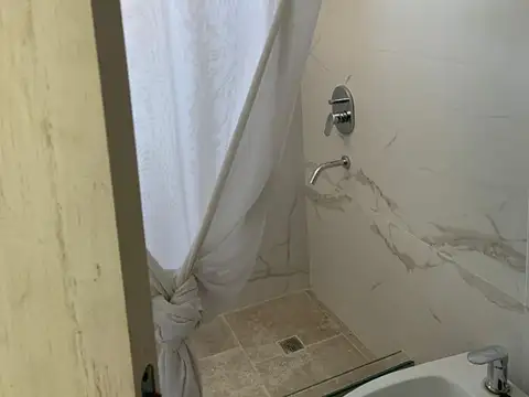 Casa Triplex  en Venta en Saravi Village, Pilar, G.B.A. Zona Norte