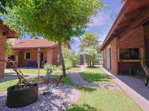 VENTA COMPLEJO HOTELERO PARAÍSO SUIZO COSTA DE ORO