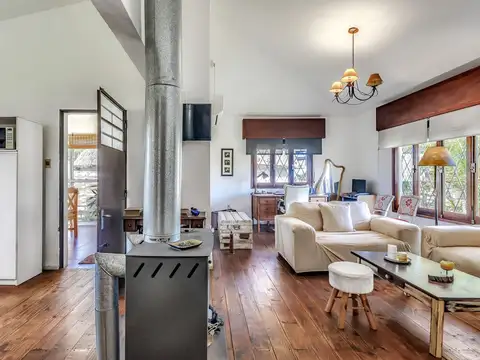 Casa en Venta con 1 cochera