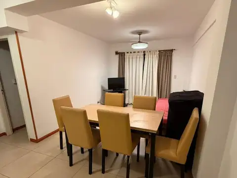 Calle 4 2413 , Piso 2