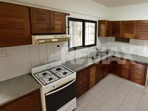 General San Martín 300