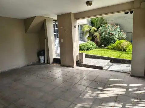 Casa en Alquiler en Berazategui, USD 1.200