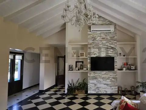 Casa en Venta en Santa Barbara, USD 570.000