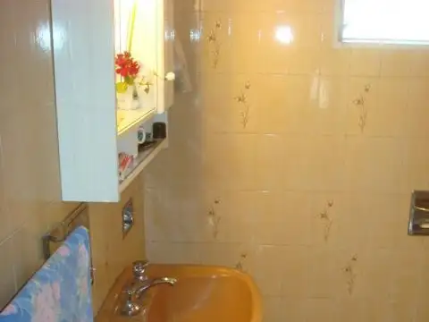 Depto Tipo Casa en Venta 40 años