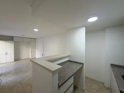 Departamento en Venta en Abasto, USD 37.000