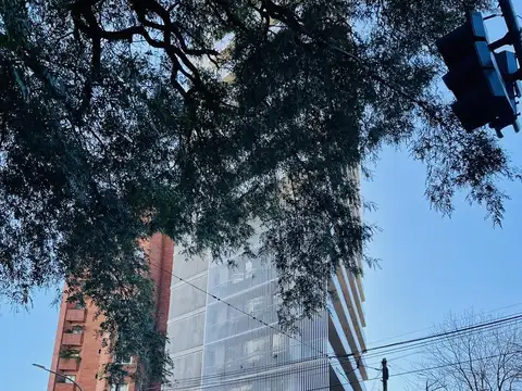 Av. del Libertador  al 4000