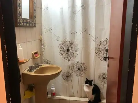 Depto Tipo Casa en Venta con 1 cocheras