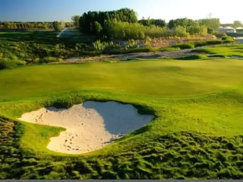 Terreno en Barrio Privado Canales de Plottier